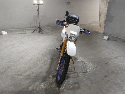 Suzuki DR250R — фото 3