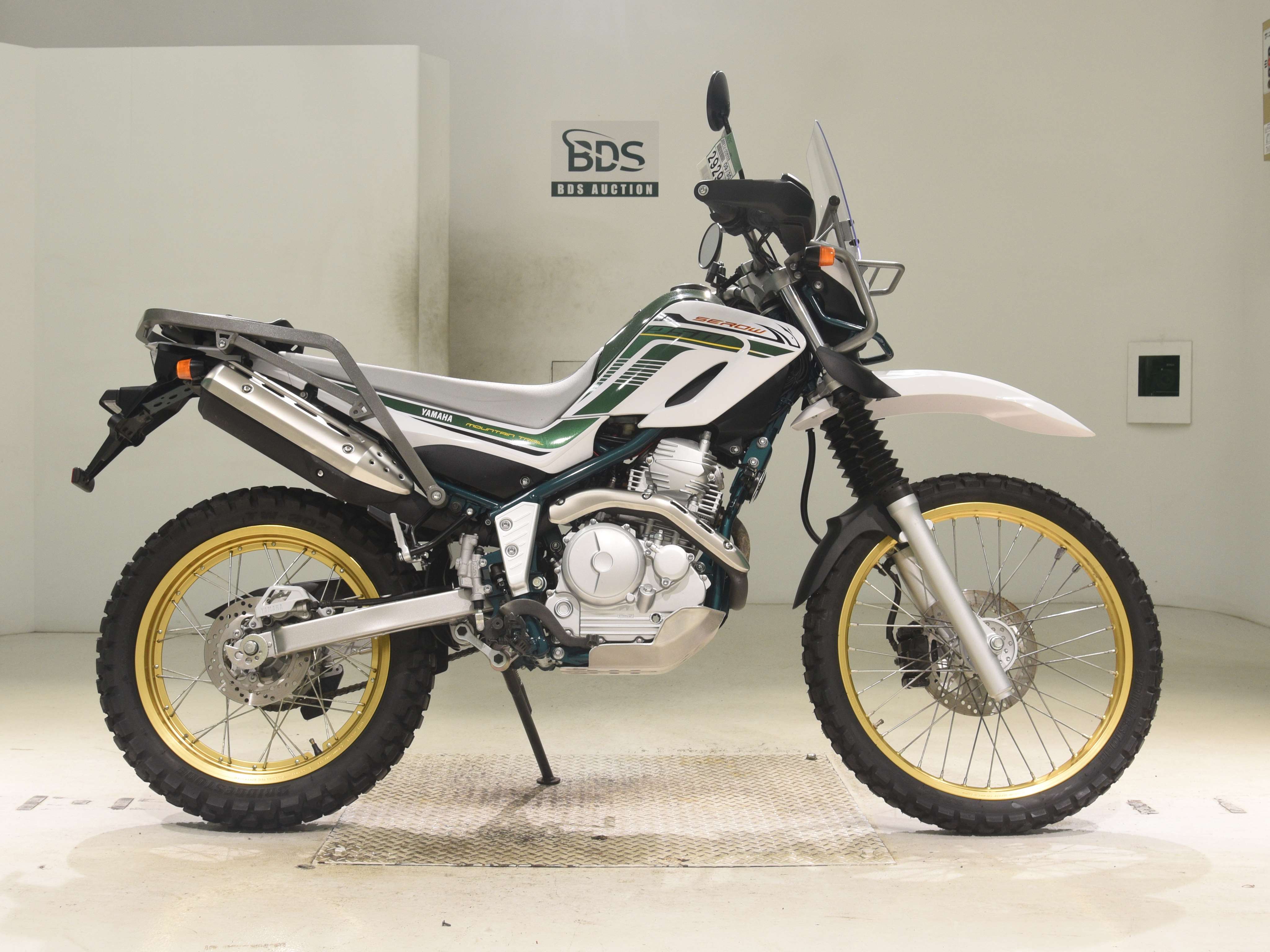 Yamaha SEROW XT250