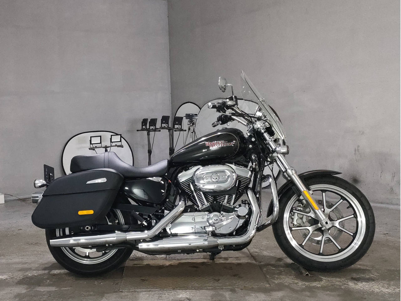 HD SUPERLOW XL1200T