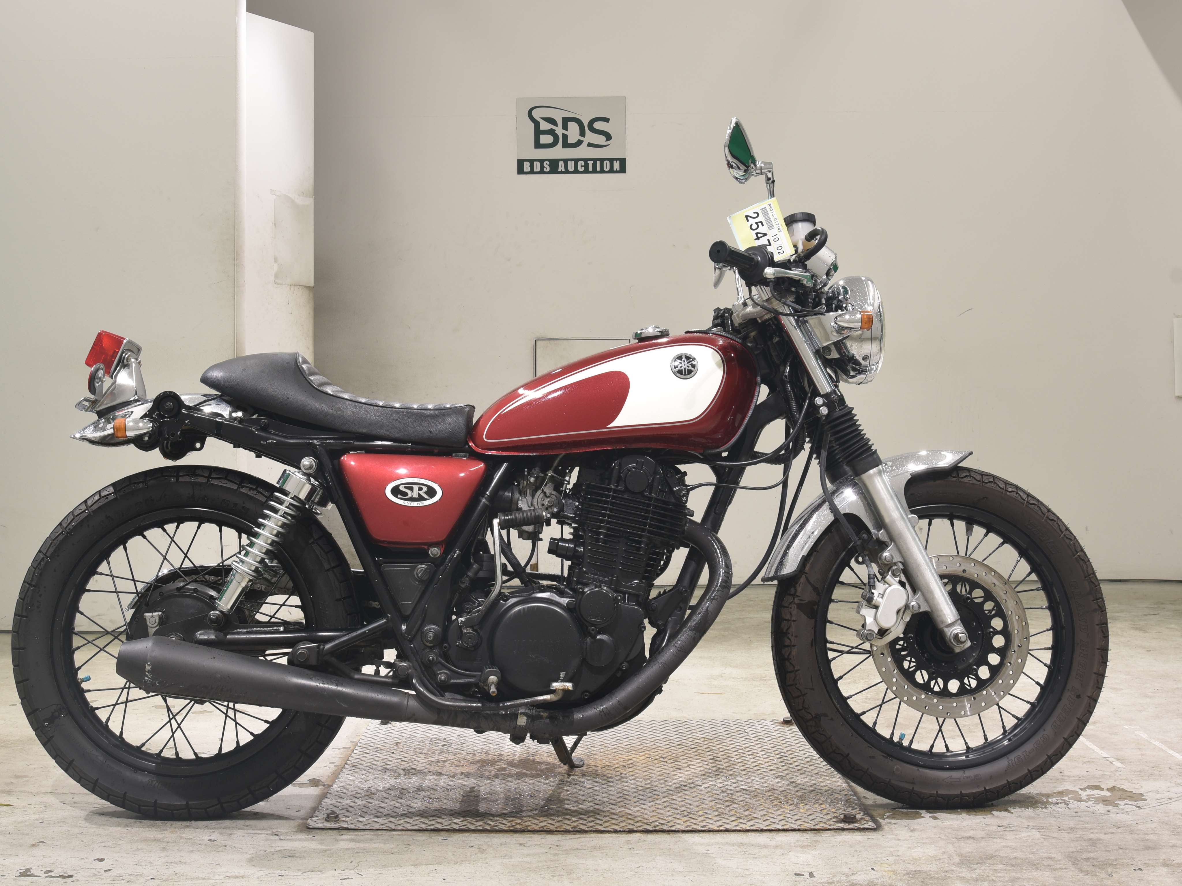 Yamaha SR400