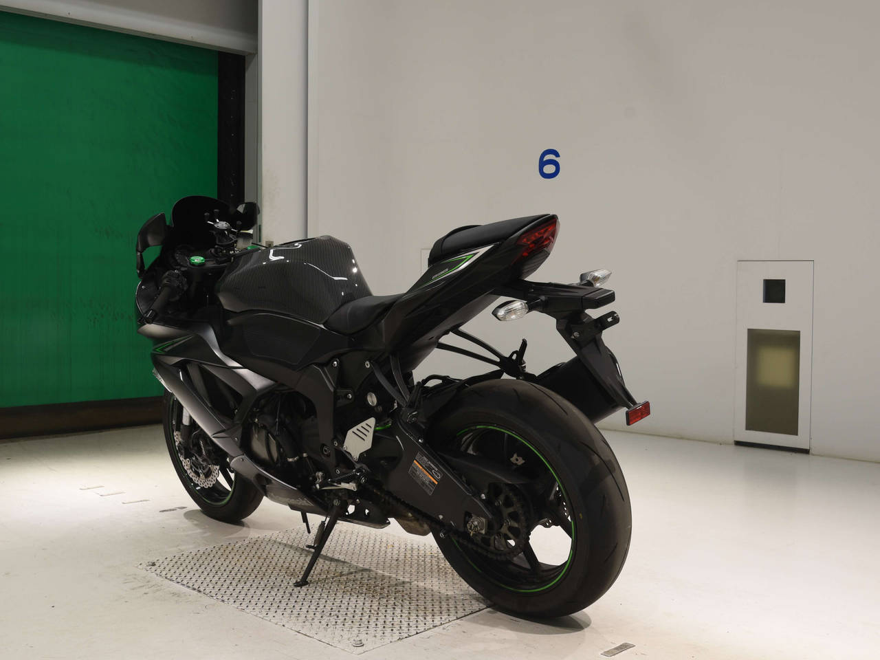 3109] Kawasaki ZX-6RA - JKBZX636EFA019071