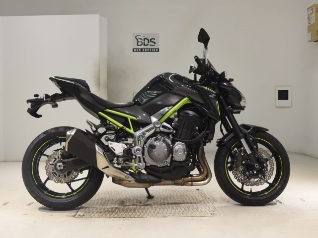 Kawasaki Z900