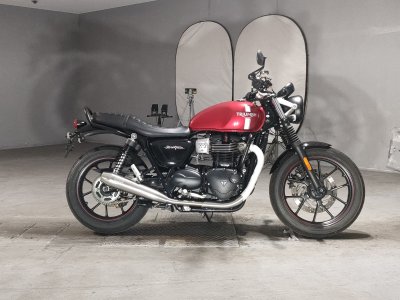 Triumph STREET TWIN 900