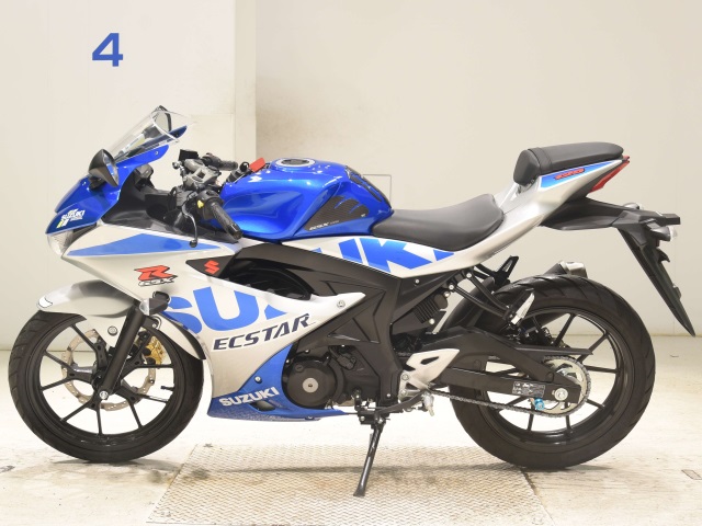 Suzuki GSX-R125 — фото 2