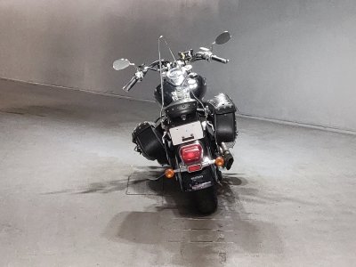 Suzuki INTRUDER 400 CLASSIC — фото 4