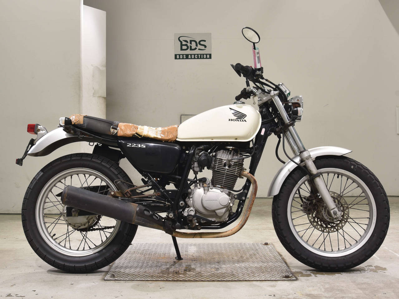 Honda CB223S