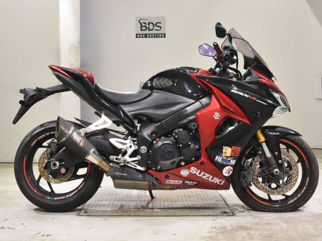 Suzuki GSX-S1000F