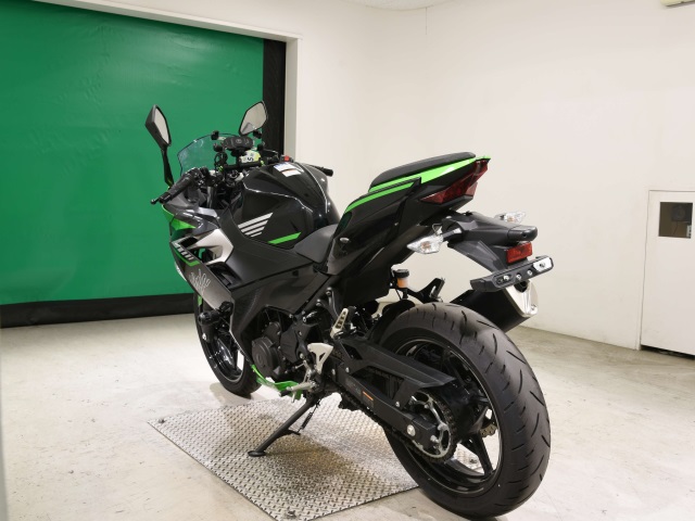 Kawasaki NINJA400 — фото 6