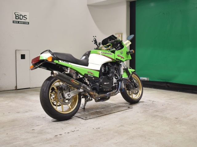 Kawasaki GPZ900R — фото 5