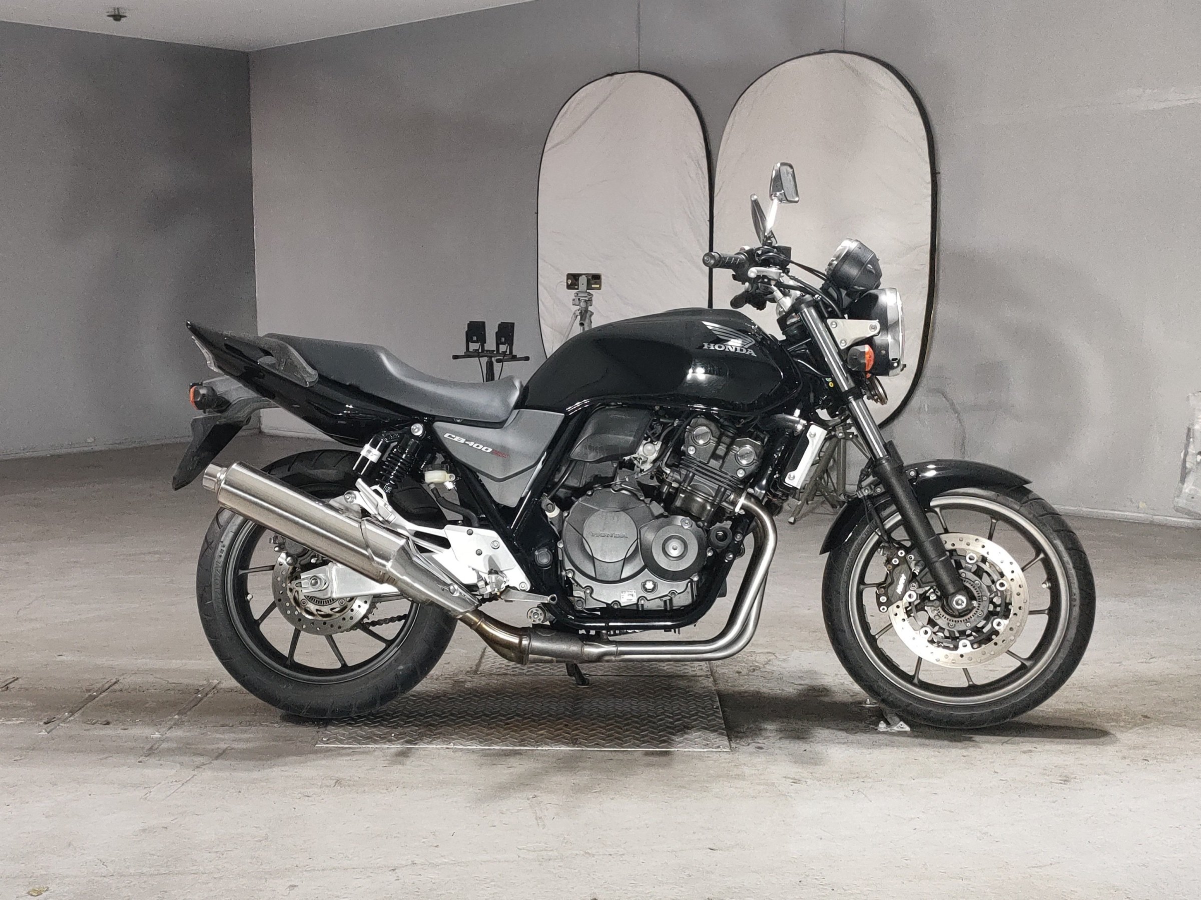 Honda CB400SFV
