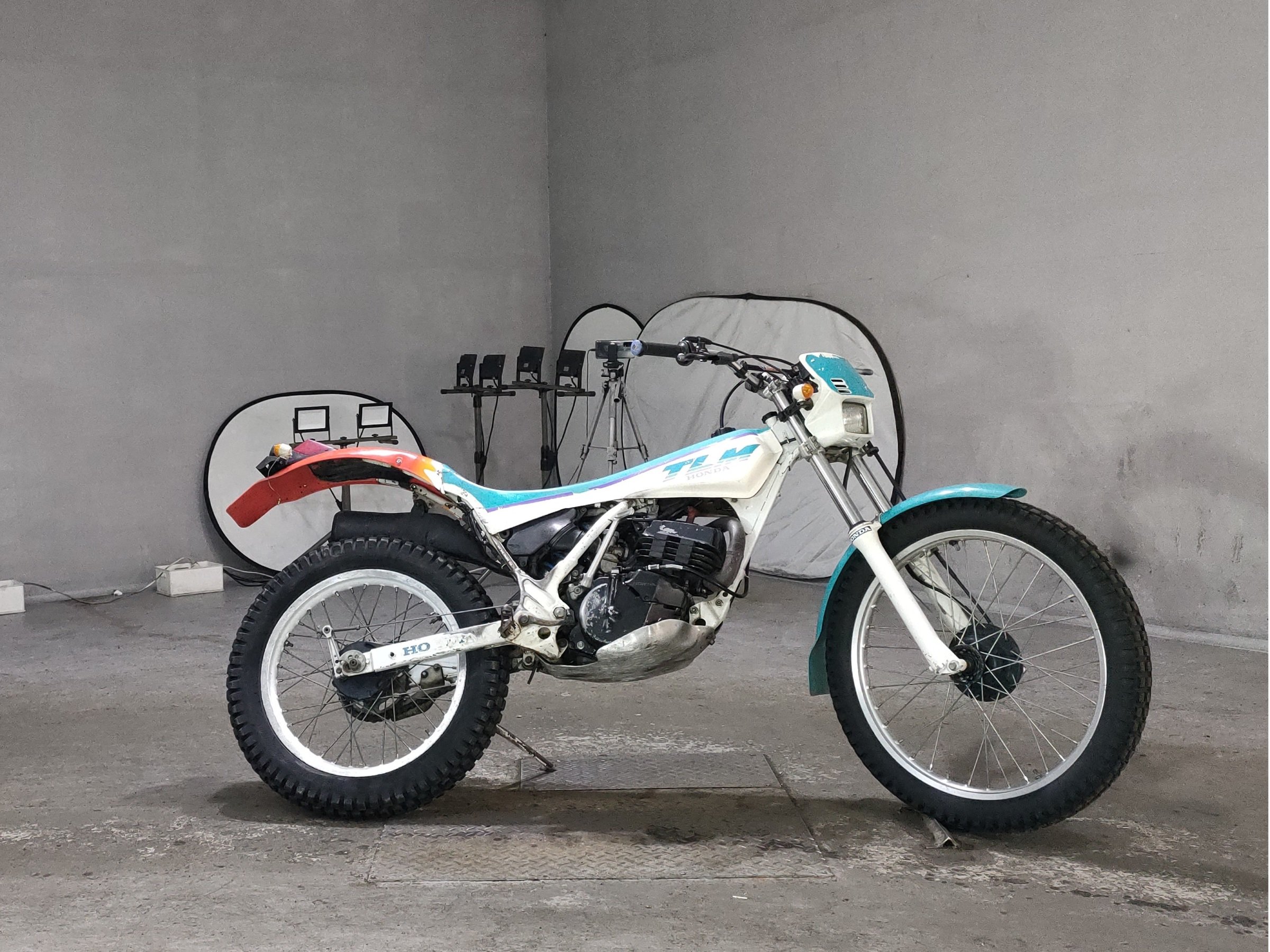 Honda TLM200R