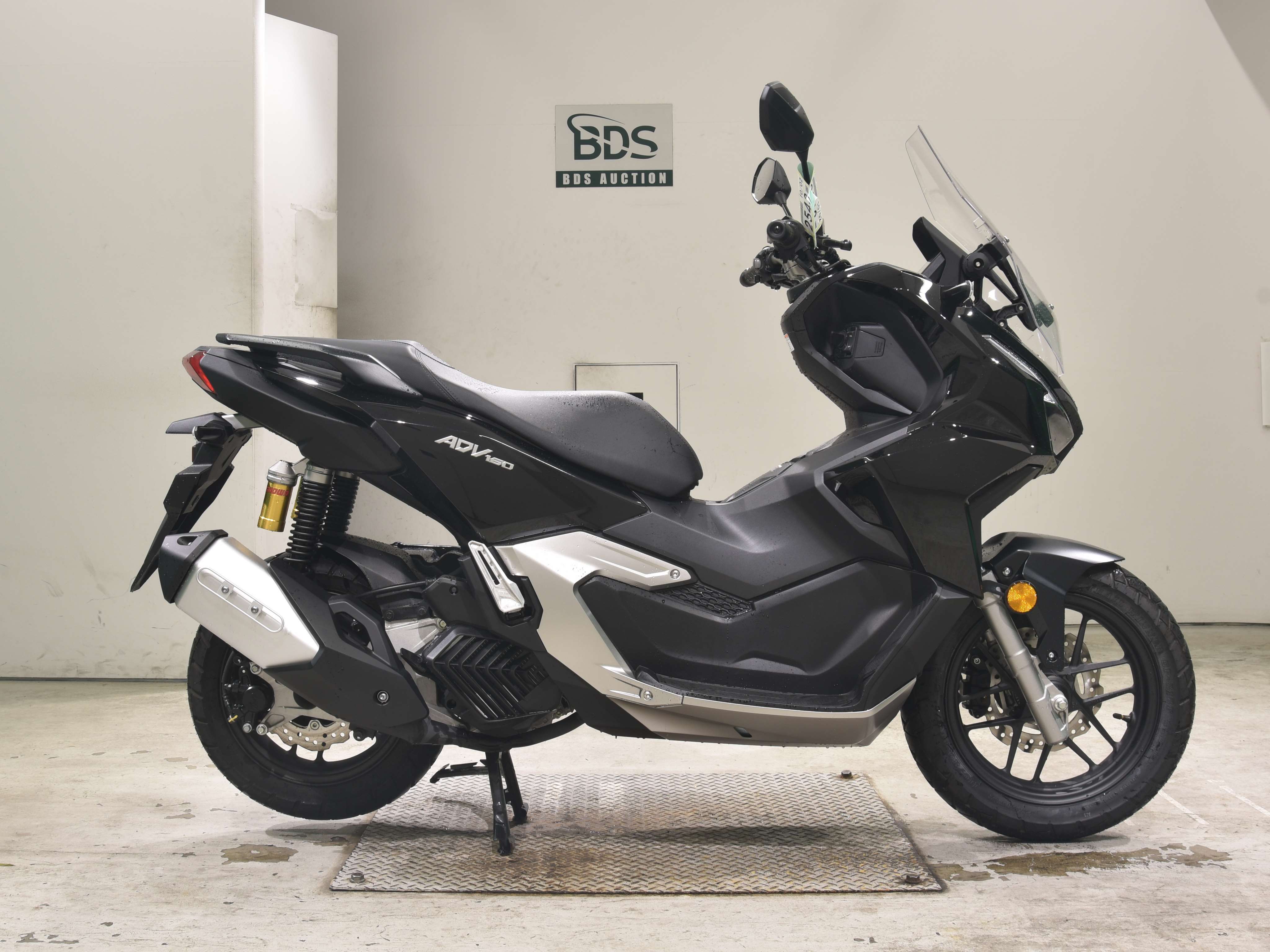 Honda ADV 160