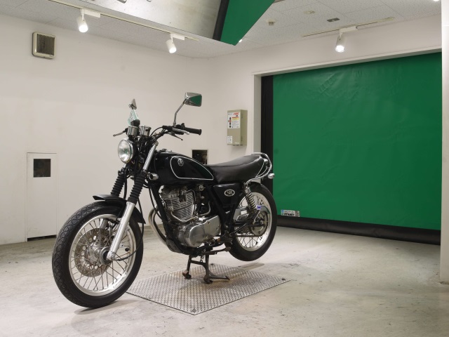 Yamaha SR400 — фото 4