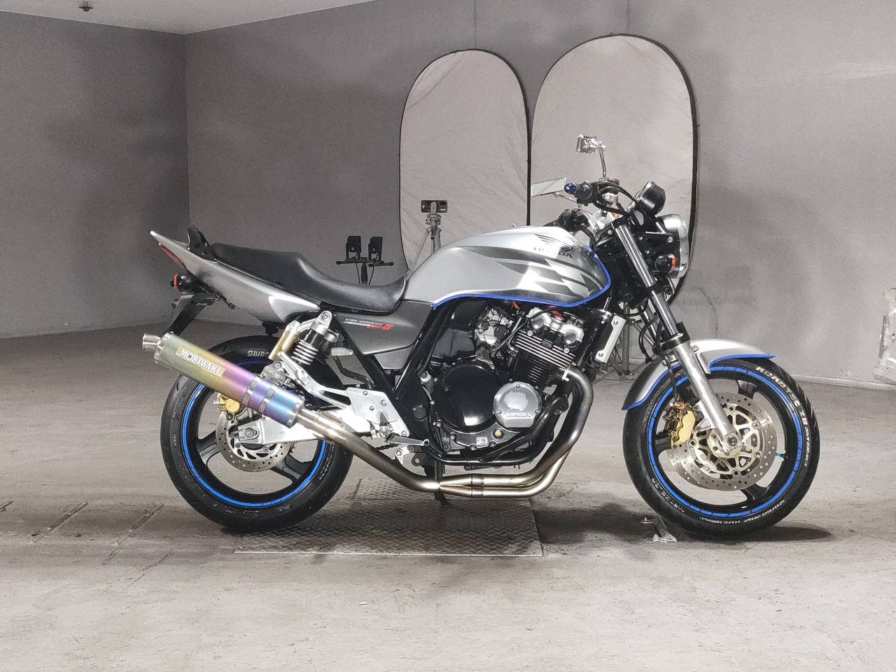 Honda CB400SFV