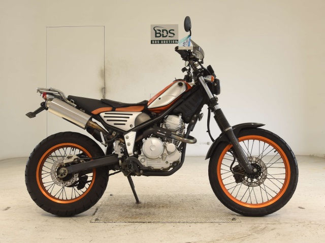 Yamaha TRICKER
