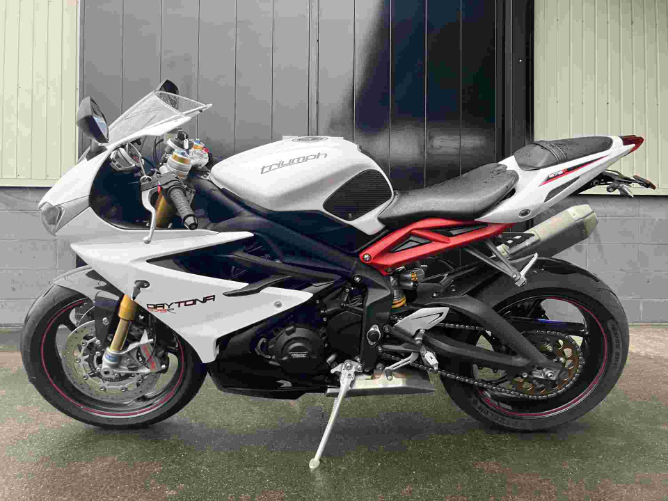 Triumph DAYTONA 675R ABS — фото 2
