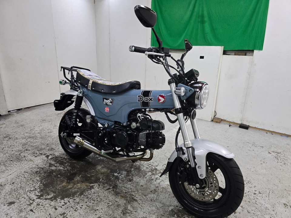 Honda DAX 125