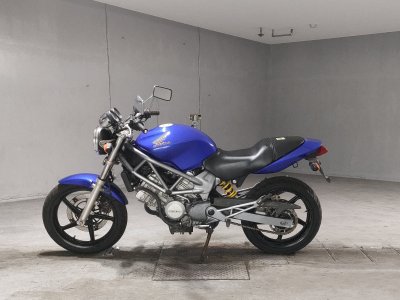 Honda VTR250 — фото 2