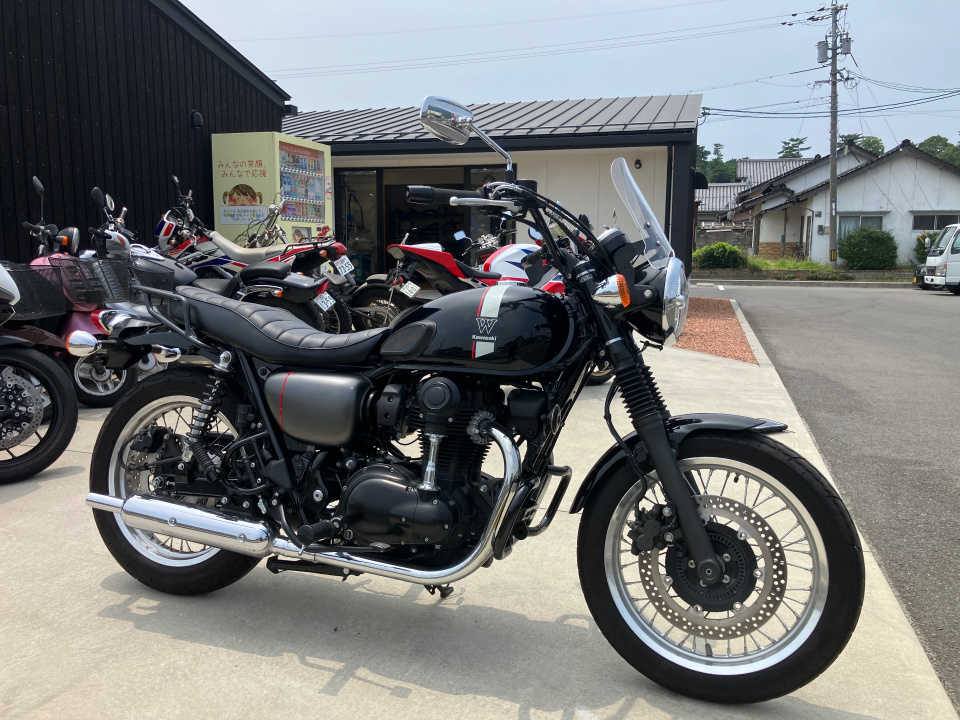 Kawasaki W800