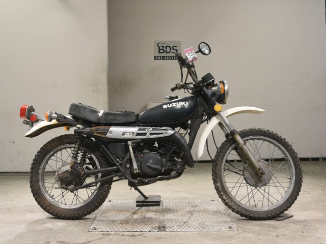 Suzuki TS250