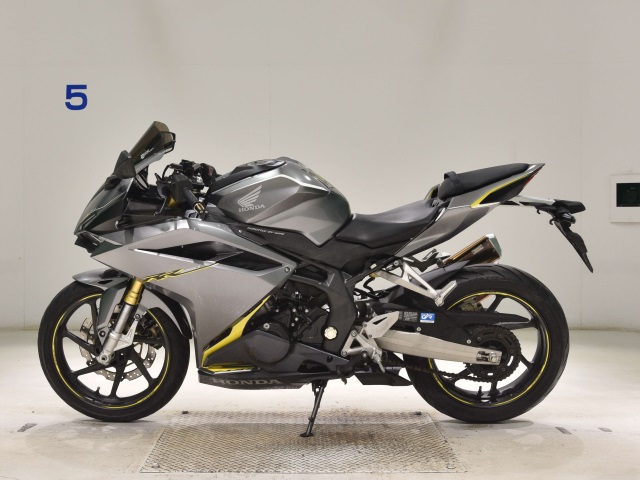 Honda CBR250RR — фото 2