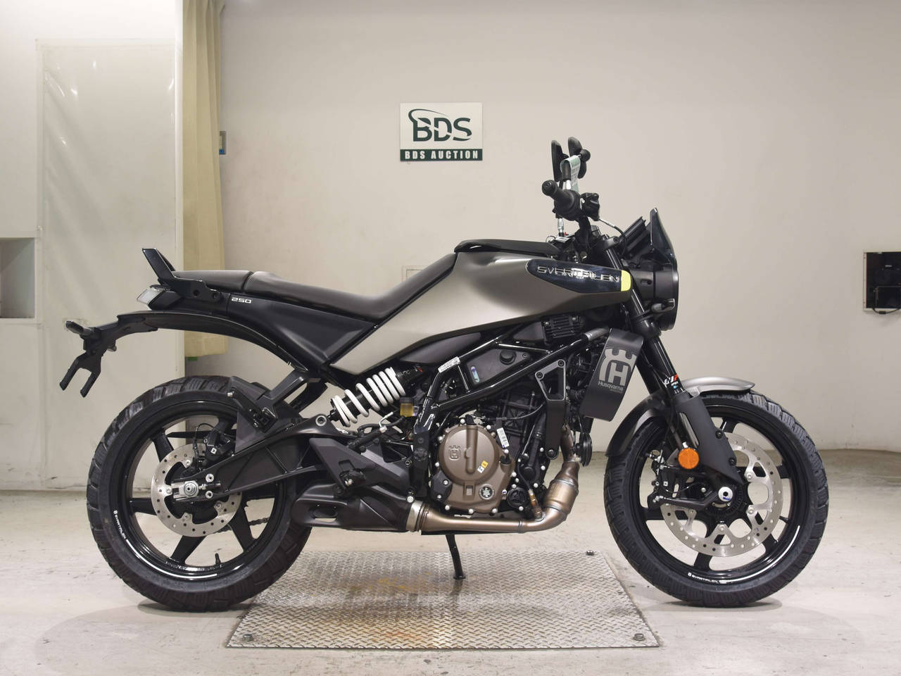 Husqvarna SUBARU TREPIEN 250