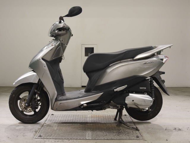 Honda LEAD125 — фото 2