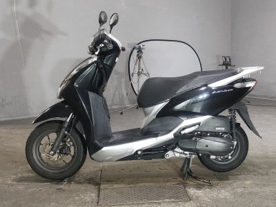 Honda LEAD125 — фото 2