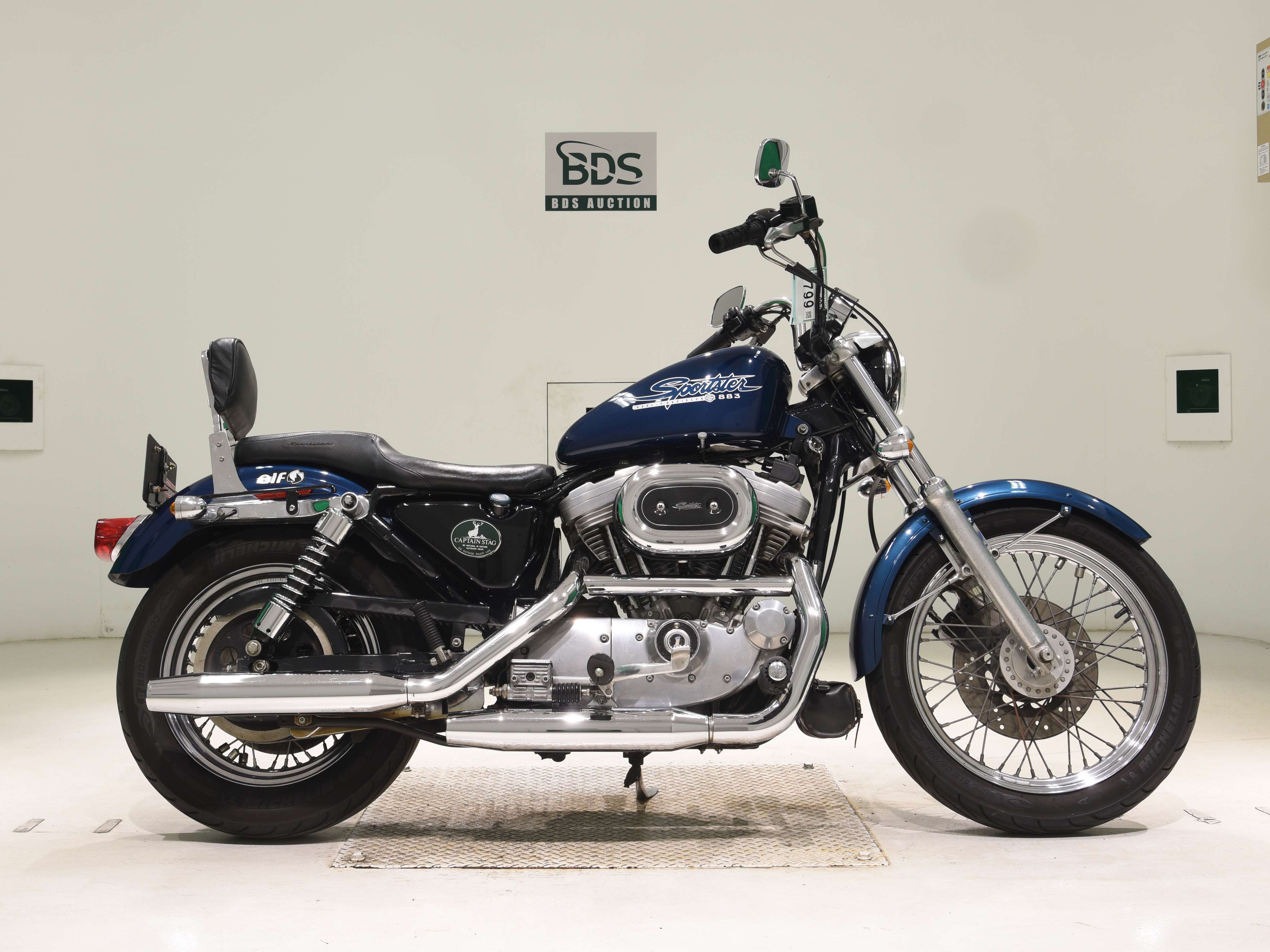 HD SPORTSTER HUGGER XLH883