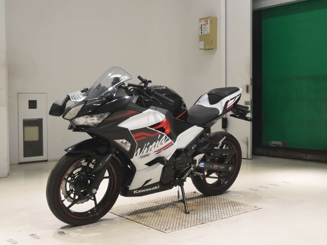 Kawasaki NINJA400 — фото 4