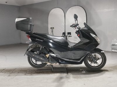 バイク Honda pcx 125 JF56 ホンダ PCX125 2017年式 EBJ-JF56の諸元・スペック情報 | ウェビック