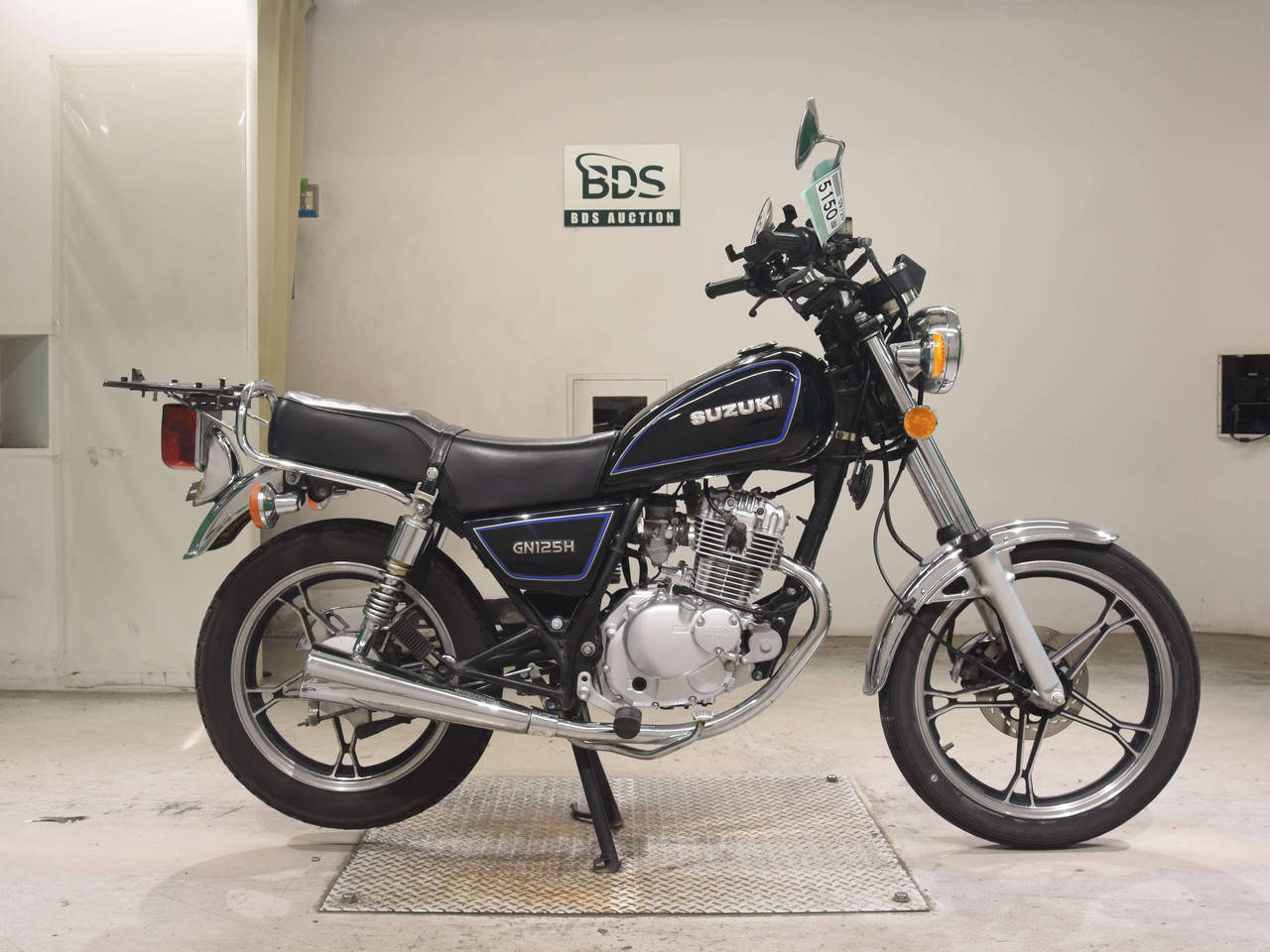 Suzuki GN125H