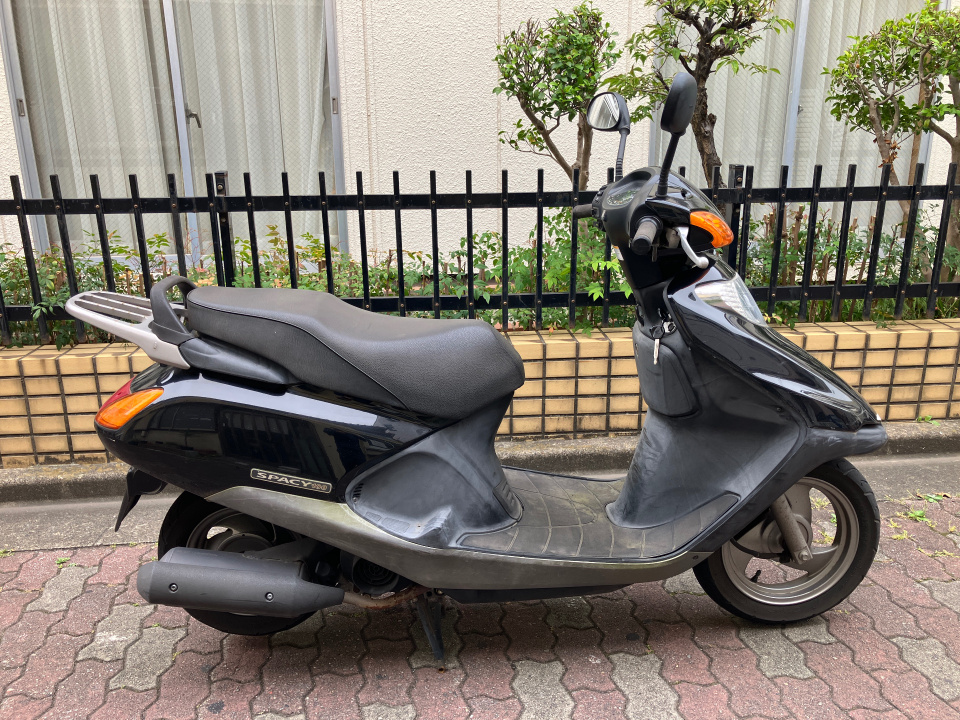 Honda SPICY 100