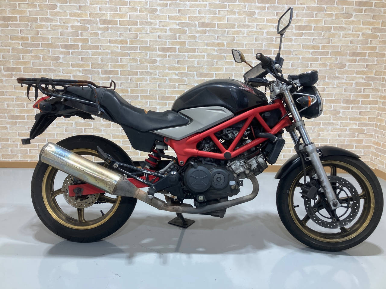 Honda VTR250