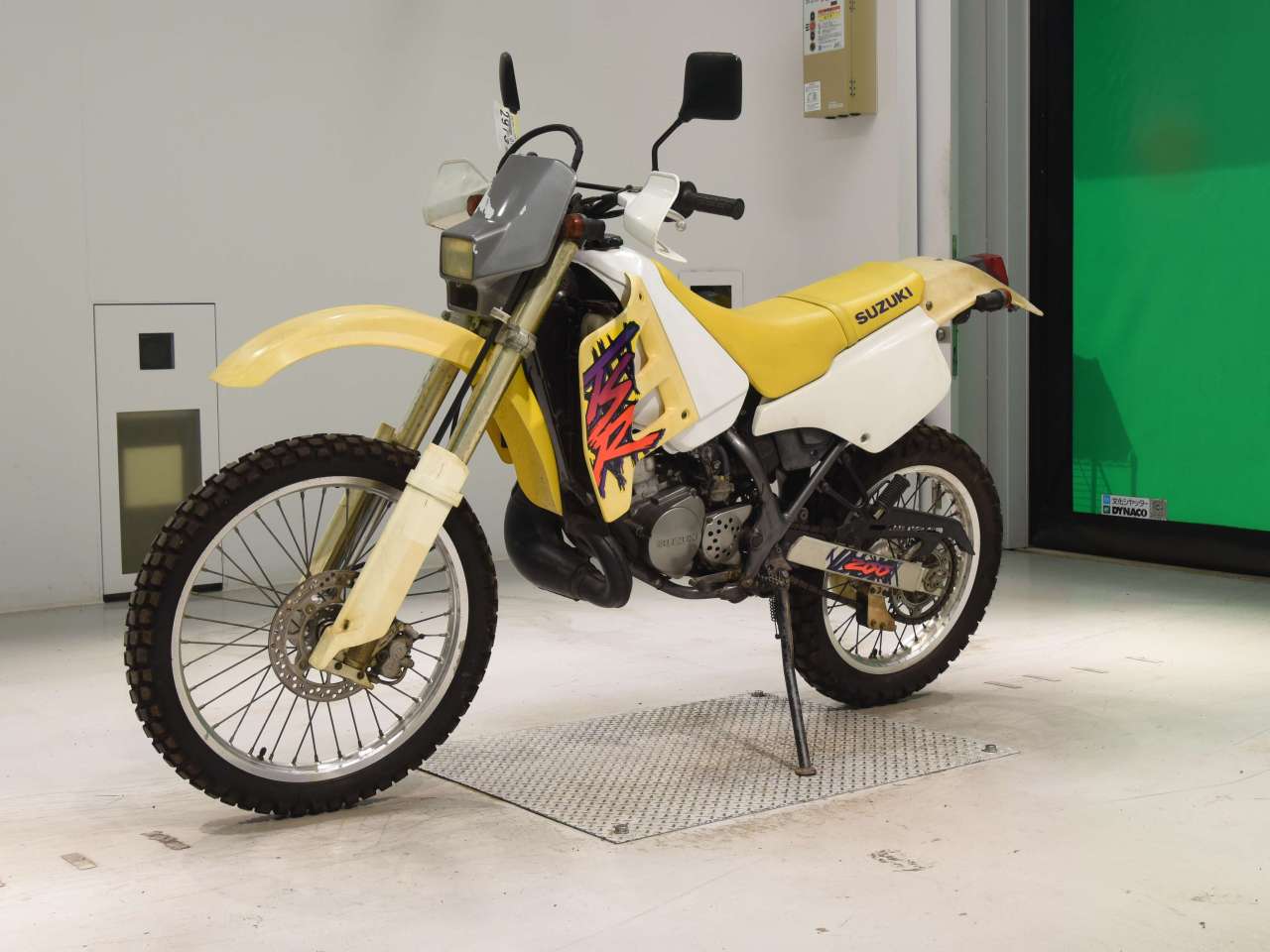 2973] Suzuki TS200R - SH12A-111691