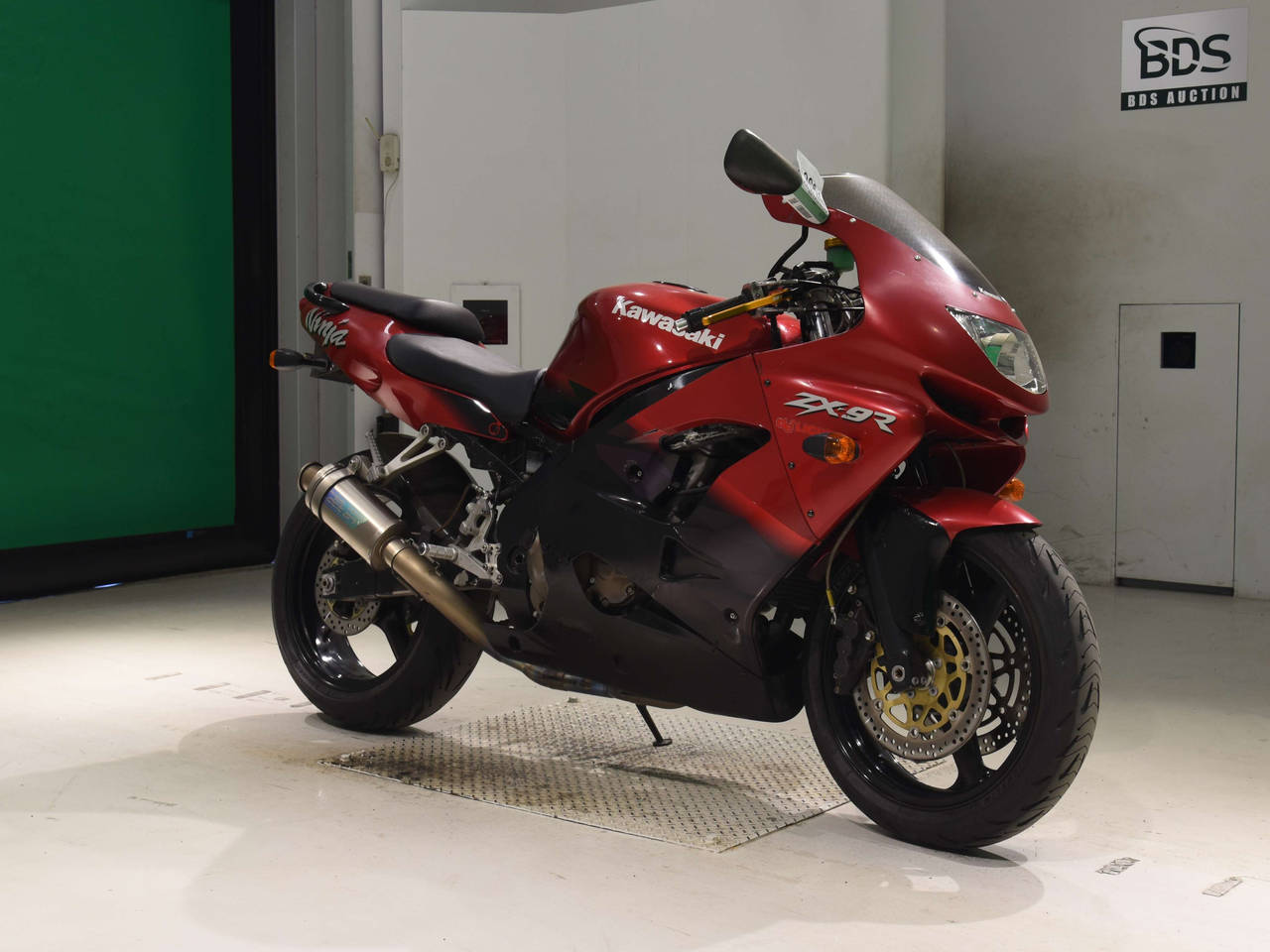 7936] Kawasaki NINJA ZX-9R - JKAZX900CCA031959