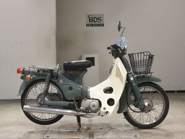 Honda C50