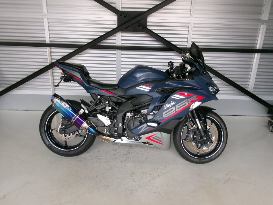 2779] Kawasaki NINJA ZX-25R - ZX250E-A03678