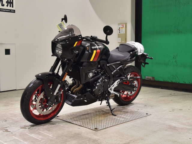 Suzuki GSX-8TT — фото 4