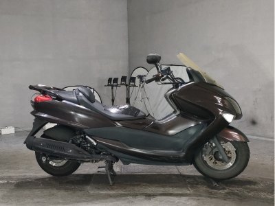 Yamaha MAJESTY250