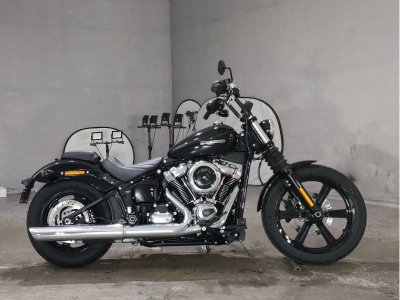 HD STREETBOB FXBB1920