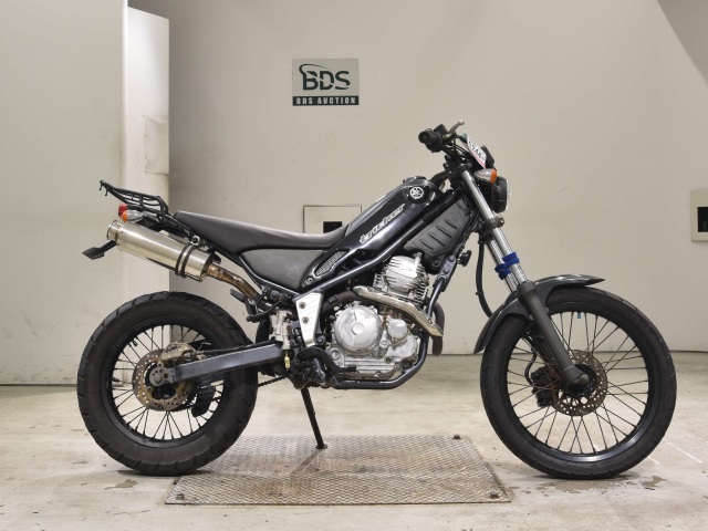Yamaha TRICKER