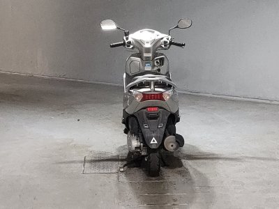 Honda LEAD125 — фото 4