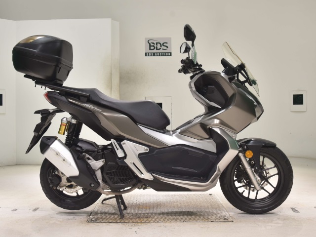 Honda ADV 150