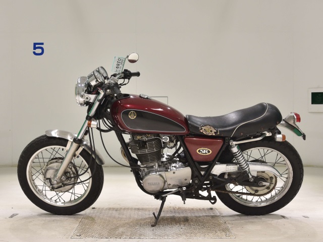 Yamaha SR400 — фото 2