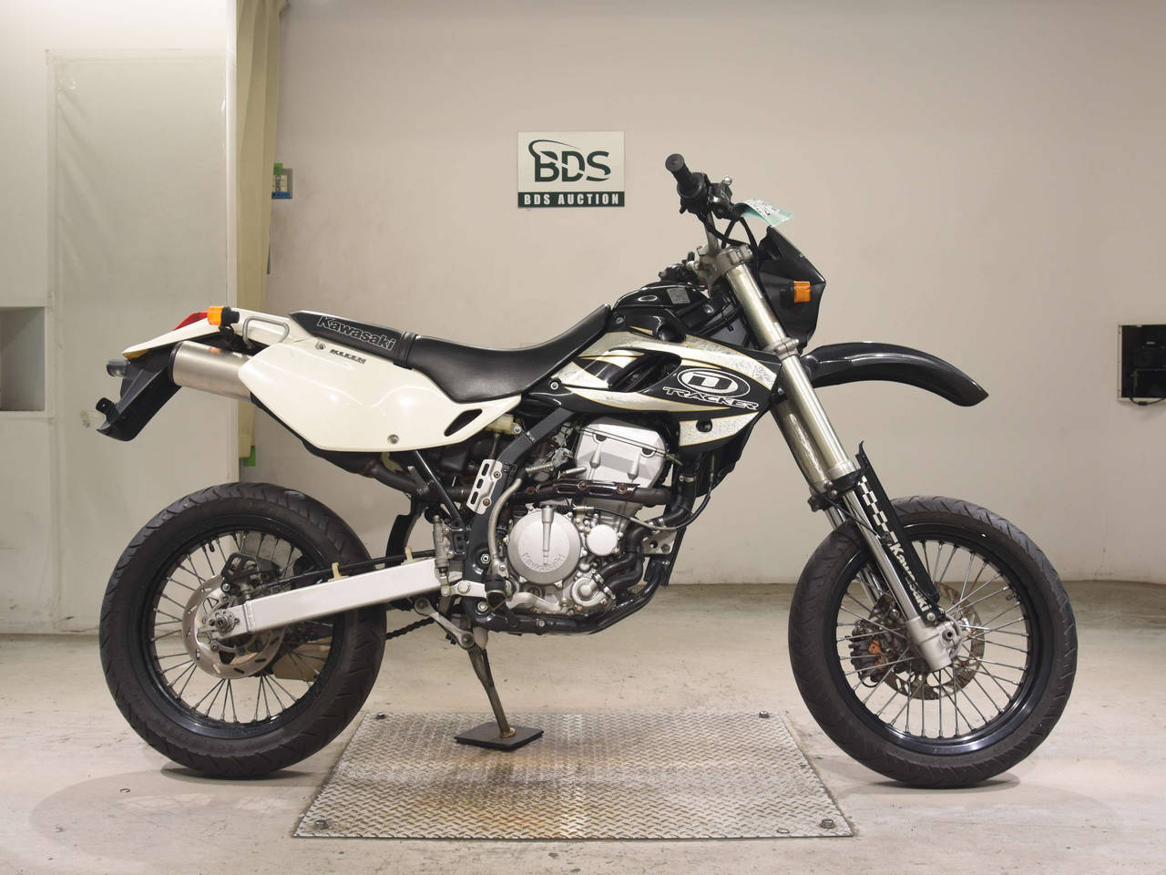 Kawasaki D-TRACKER250
