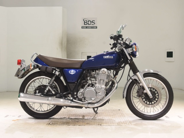 Yamaha SR 400