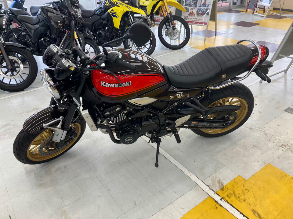 Kawasaki Z900RS
