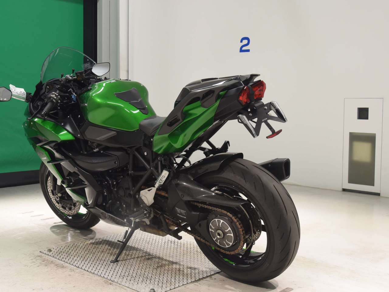 7547] Kawasaki NINJA H2 SX - ZXT02A-009833