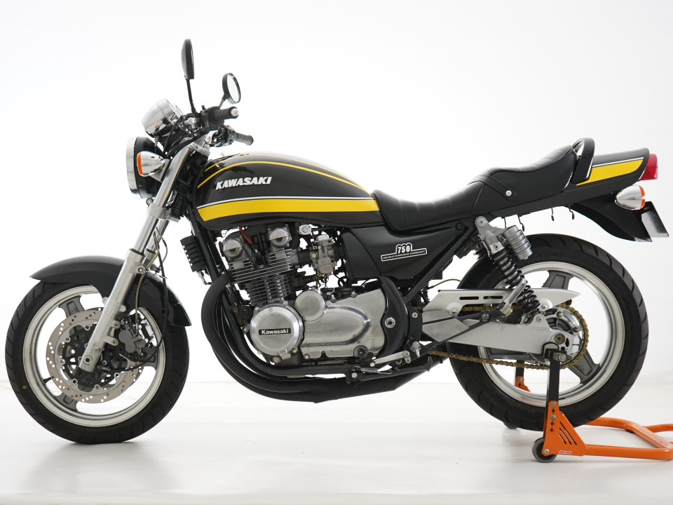 Kawasaki ZEPHYR750 — фото 2
